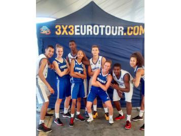 Les deux équipes de France 3X3 U18