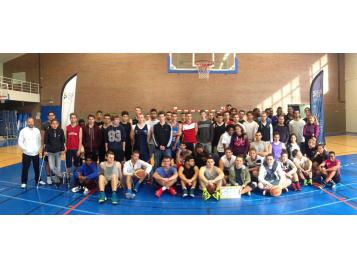 Promo 2015-2016 de l'AS STAPS Orsay
