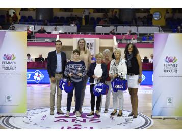 Remise de Trophées Femmes sur Tous les Terrains