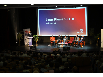 Jean-Pierre Siutat lors de son discours à l'AG 2022 en Corse - Bellenger/IS/FFBB