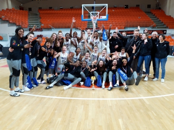 L'équipe "France Nord" qui a remporté le tournoi des Demoiselles