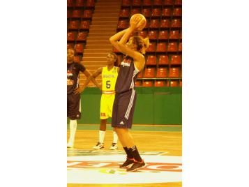 Diandra Tchatchouang au cours du scrimmage