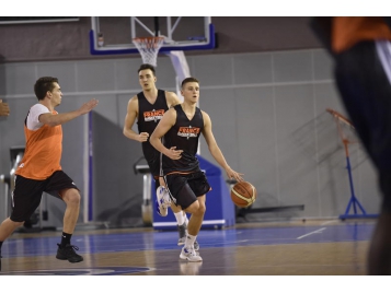 Timothé Vergiat retrouvera en février l'Equipe de France U20 - Photo : Bellenger/IS/FFBB