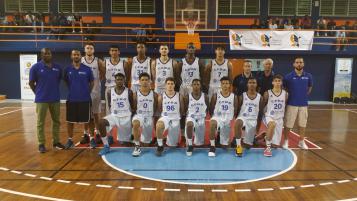 L'équipe U18 du CFBB avant le match face à la sélection martiniquaise 