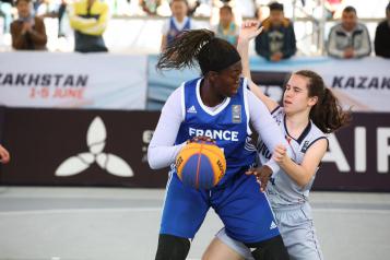 Les Bleues invaincues après la 1ère journée