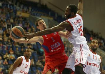 Nando De Colo