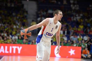 Nando De Colo