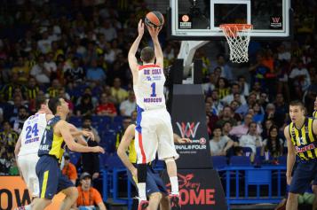 Nando De Colo