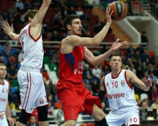 Nando De Colo